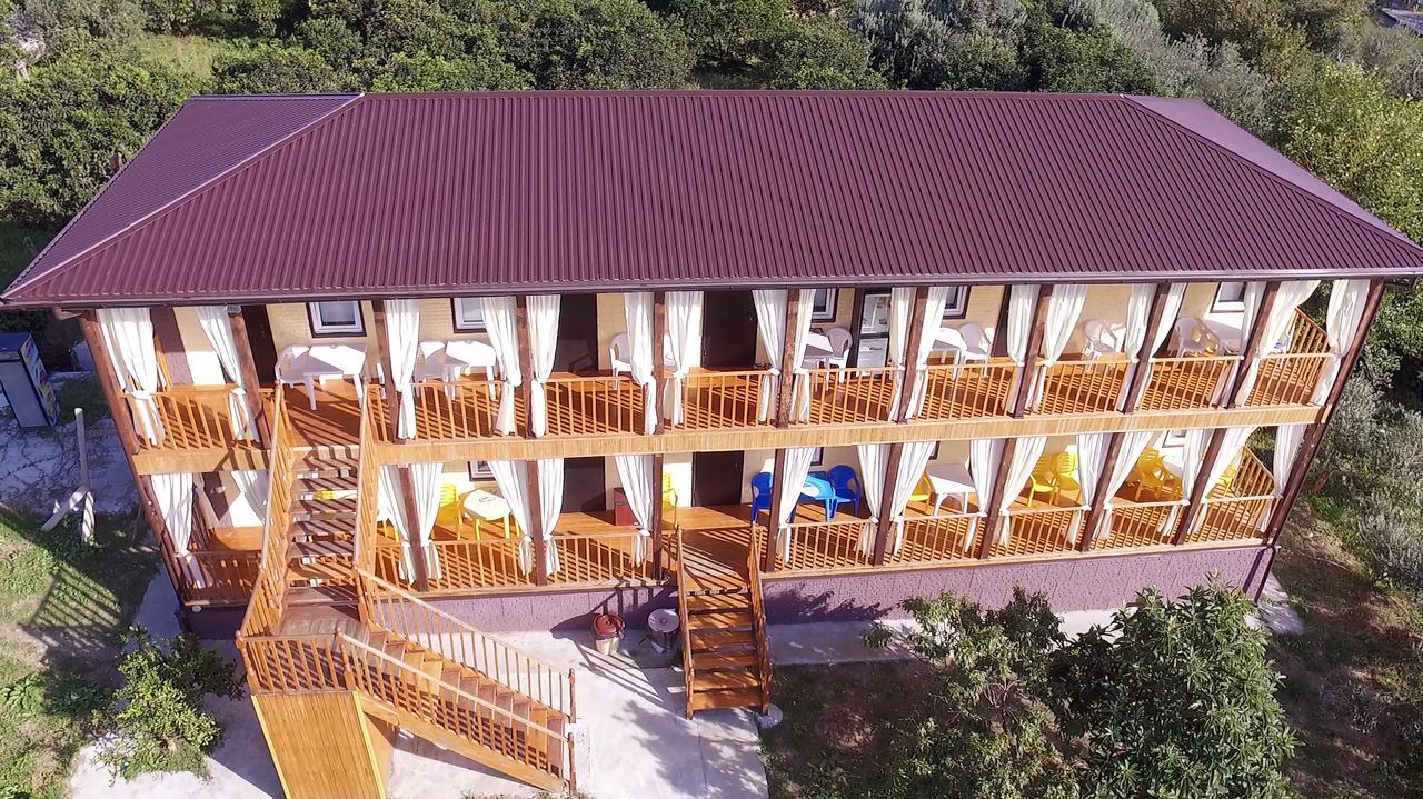 Gostievoi Dom Meri New Athos Exterior photo